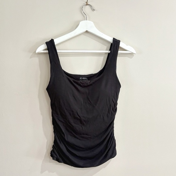 OGL Black Tank Top Women’s Size M Built-In Bra Stretch Viscose Blend - Picture 1 of 4